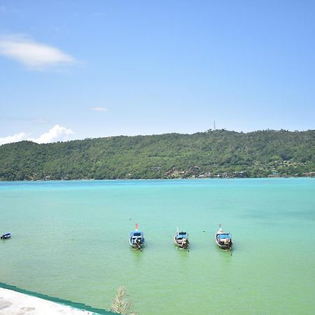 Phi Phi Beach Front Resort Luaran gambar